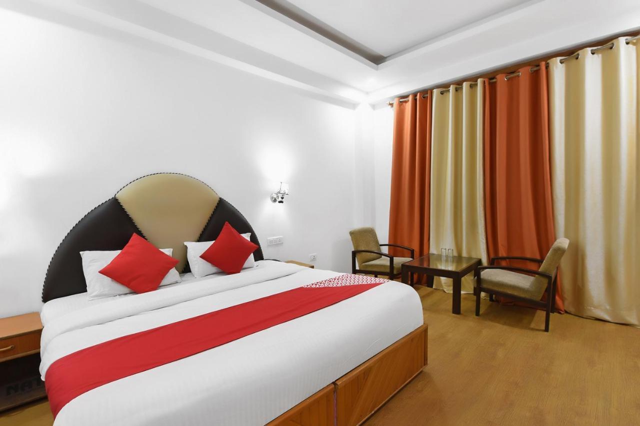 Hotel Oyo 23533 Mount View à Kulu Extérieur photo